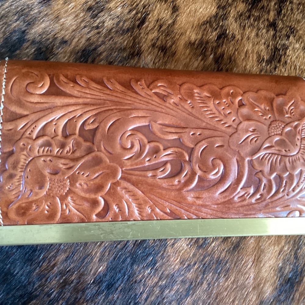 Patricia Nash Cauchy Leather Floral Tooled Wallet - Picture 2 of 6